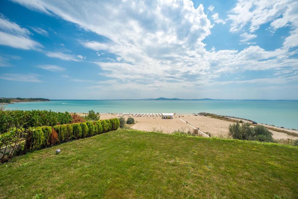 Vili Apartment Burgas Ngoại thất bức ảnh